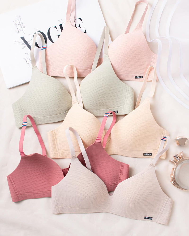 Seamless One-piece Ultra Thin Wire Free Bra *